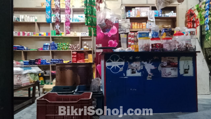 দোকানের ডেকোরেশনসহ মালামাল বিক্রয় করা হবে